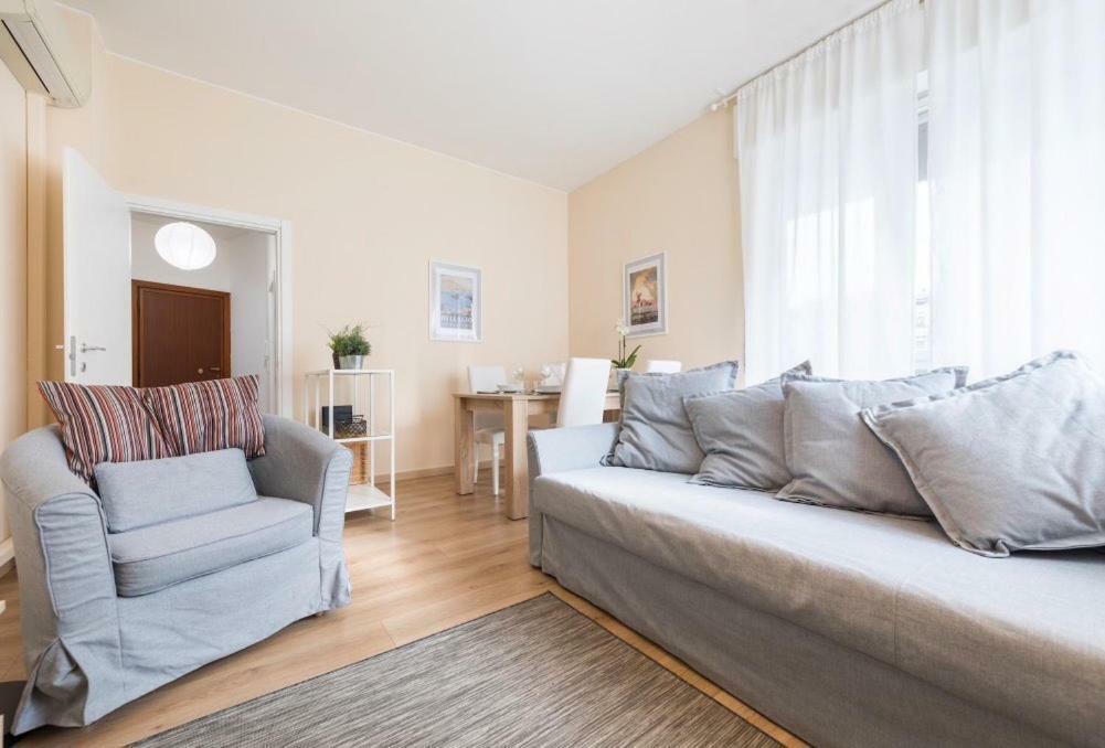 Lovely, Charming And Quiet Apartment In The Centre Air Conditioned And Free Private Garage コモ エクステリア 写真